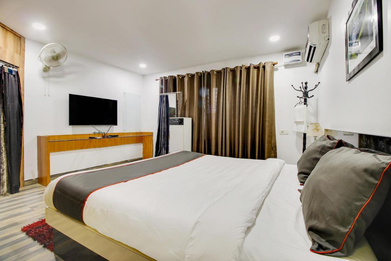 Oyo 2794 Hotel Plaza Inn Guwahati Dış mekan fotoğraf